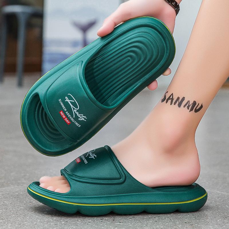 

Stepping on shit couple slippers summer home indoor non-slip men s one-word drag thick bottom wear-resistant outer sports sandals 36/37 чорний