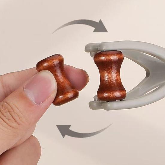 2Pcs Wooden Finger Massager Portable Acupressure Roller And Gua Sha Tool for Hand Relaxation Portable Stress Relief Hand Tool