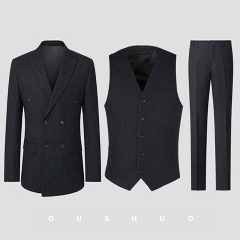 Men's Slim Fit Double-Breasted Gray Striped Suit - British Style Business Casual/Formal Tuxedo for Groom or Wedding.