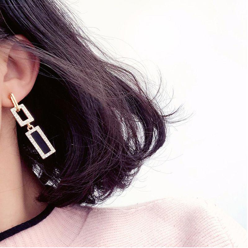 Damen Geometrie Silberne Nadel Nachtclub Lange Asymmetrische Süße Schmuck Ohrstecker