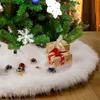 Weißer Plüsch-Weihnachtsbaumrock mit weichem, flauschigem Rand, luxuriös anmutendes Gefühl für Weihnachten, Hochzeiten, Partys und Feiertagsdekorationen