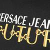 Versace T-Shirt mit Buchstaben-Logo-Print, Rundhalsausschnitt, Kurzarm, Herren Oberteile, Schwarz E75GAHF01-ECJ00F-EG89