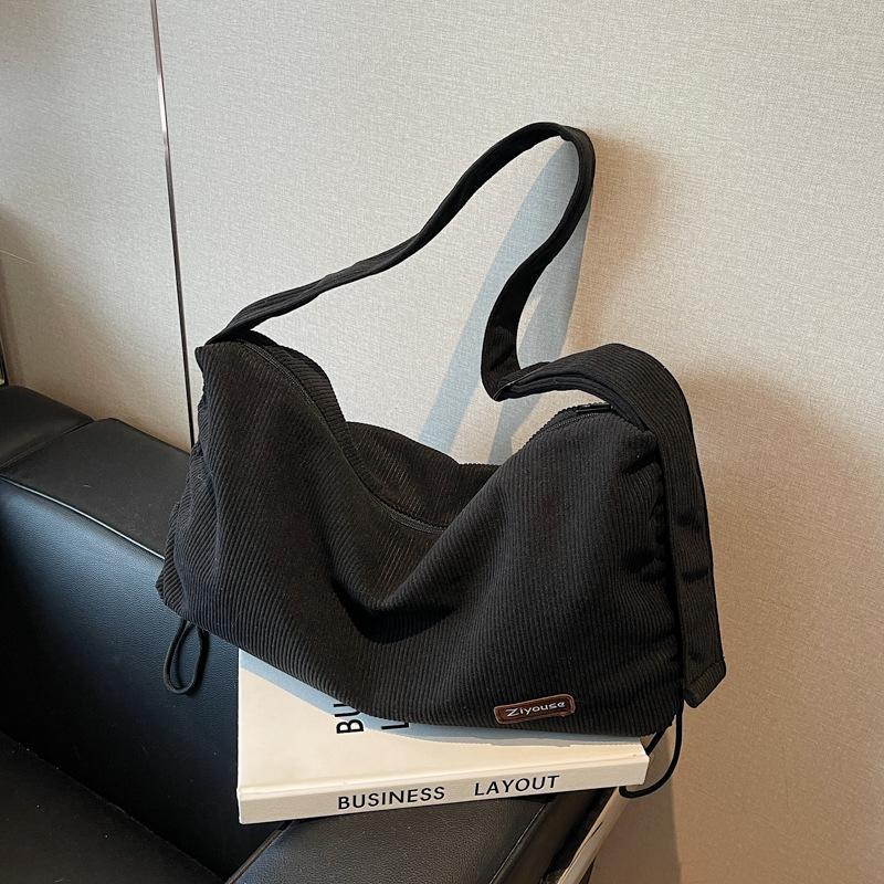 

Casual bag women s new lightweight shoulder bag large-capacity tote bag class commuter messenger bag чёрный