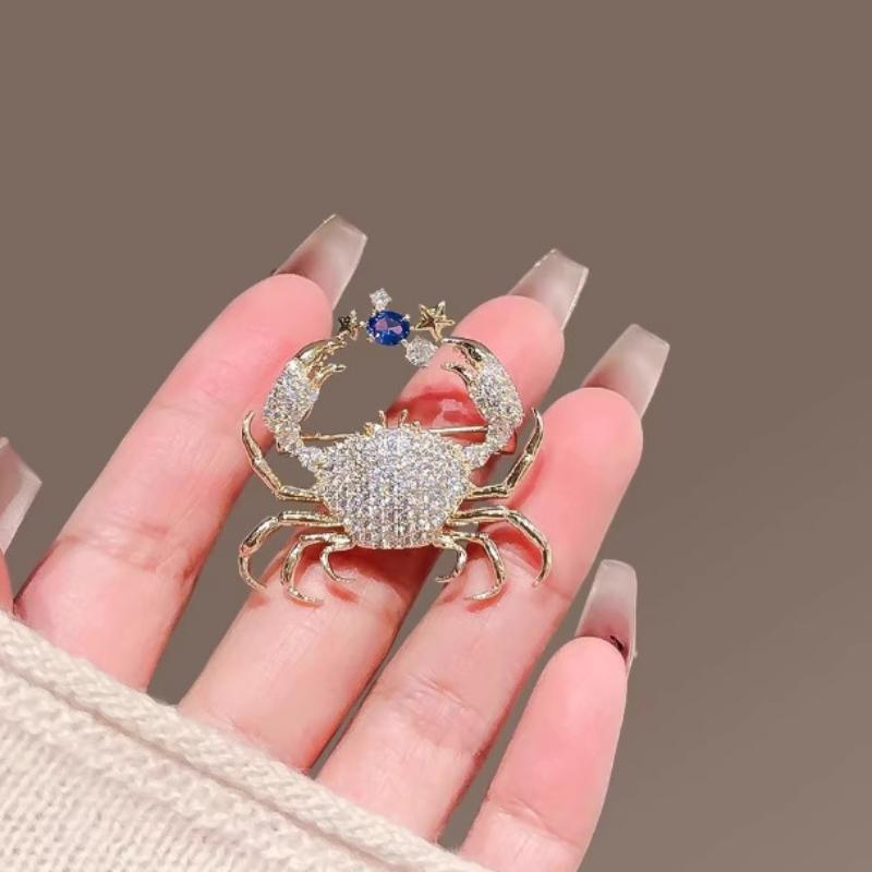 Fashion Crab Brooch Exquisite Simple Personalized Creative Full Of Zirconium Pins High-End Suit Jacket Decor Accessories Gift