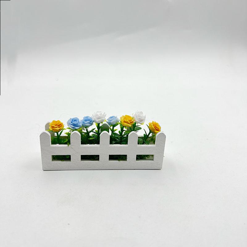 1Pcs Garden Lifelike Artificial Flower Miniature Potted Plants Decoration 1:12 Scale Dollhouse Simulated Rose Flowers Ornament