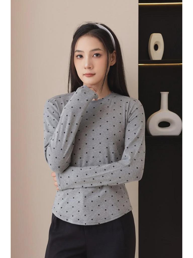 Polka Dot Long-Sleeve Round-Neck Women's Slim Fit Casual Top for Autumn/Winter.