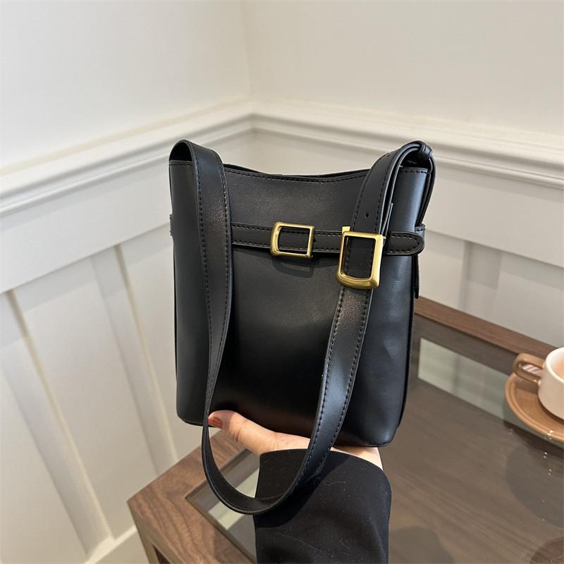 Стильная винтажная сумка-ведро для женщин, большая вместимость, универсальная сумка через плечо, ручная сумка чёрный