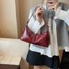 Korean Niche Croissant Bag Autumn and Winter New Girls High-end Messenger Bag Daily Commute Armpit Bag Fashionable and Versatile