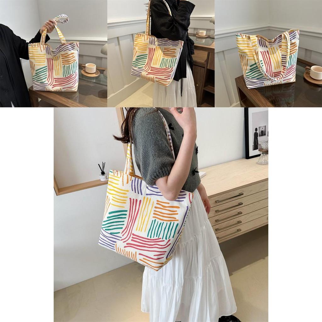 Large Capacity Stylish Casual Shoulder Bag For Women In Colorful Street Fashion Design