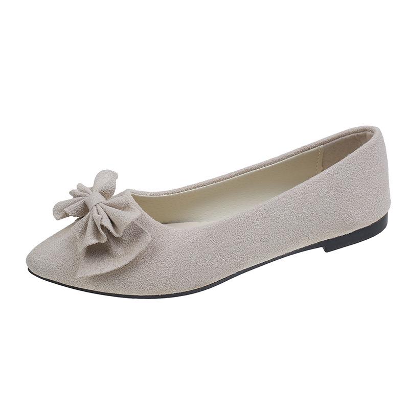 2025 Women's Solid Color Floral Pointed Flat Cloth Shoes with Embroidered Design In Large Sizes
