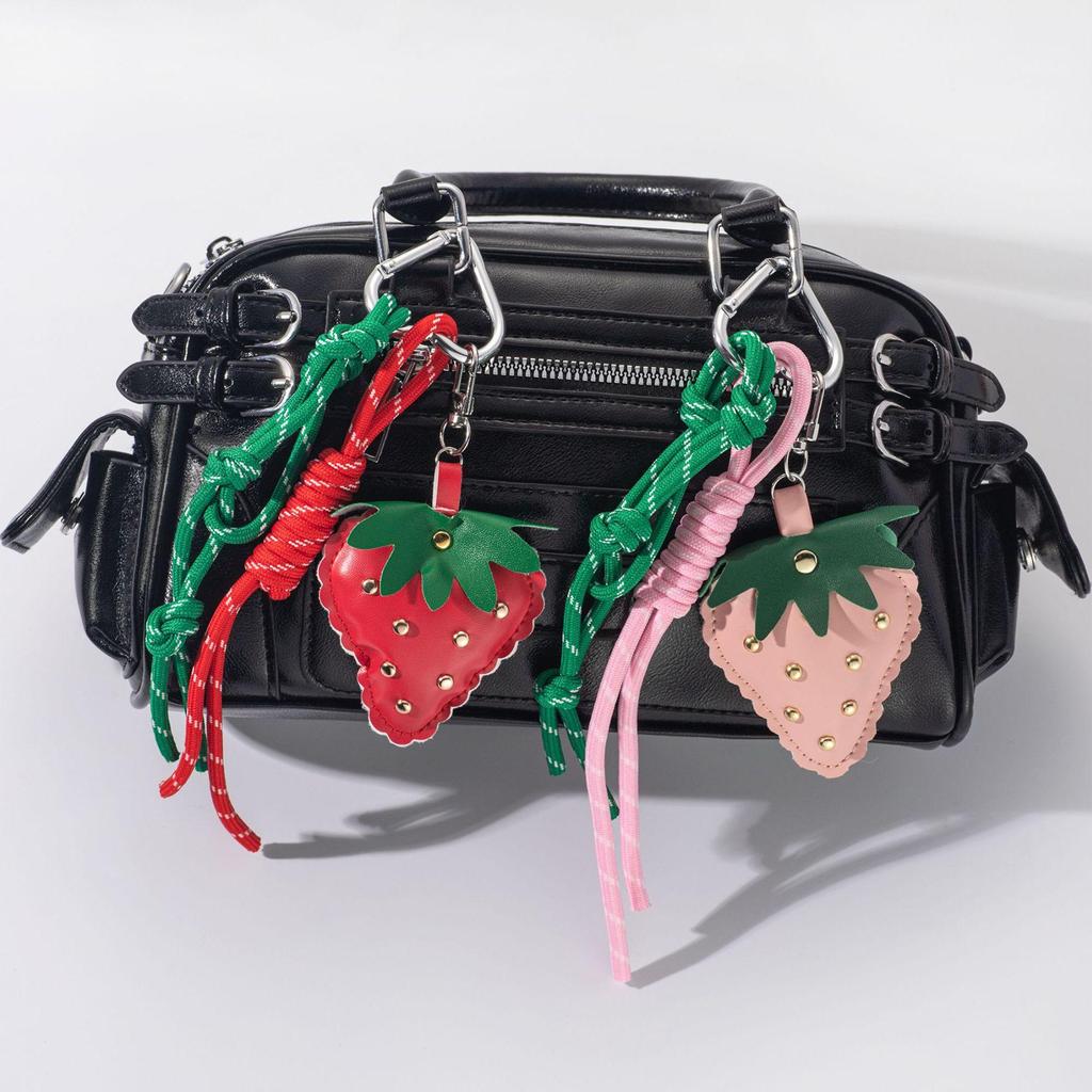 Yogodlns 1pcs Bag Pendant Cut Strawberry For Women Couple Car Decoration Jewelry Gift Accessories Backpack Pendant