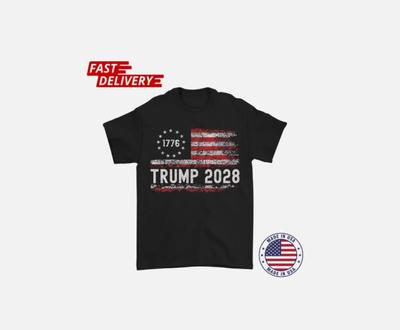Trump 2028 Shirt Wählt Donald Trump Amerikanische Flagge Herren Damen Unisex T-Shirt