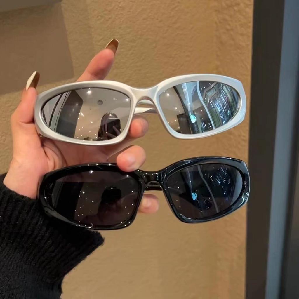 Y2k Punk Sports Sunglasses for Women Men Fashion Mirror Sun Glasses Shades UV400 Driving Outdoor Street Photo Goggle Eyewear