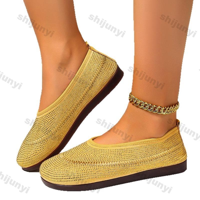 Women's Flats 2025 Summer New Round Toe Vintage Comfortable Slip On Casual Shoes Mesh Breathable Lightweight Sandals