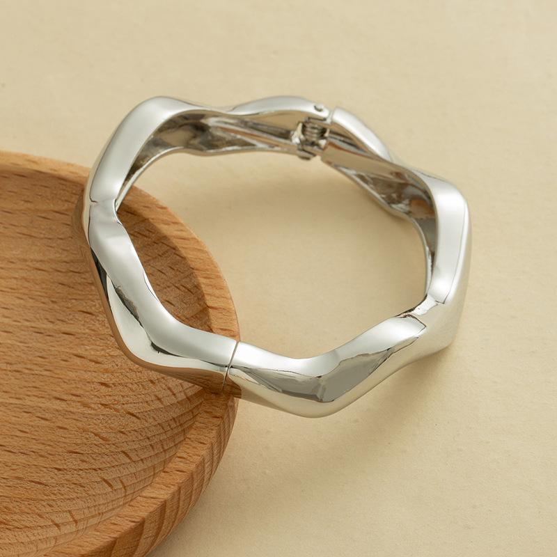 Design-inspired Metal Smooth-textured Open Bracelet, Minimalist Geometric, Individualistic Wide Wristband