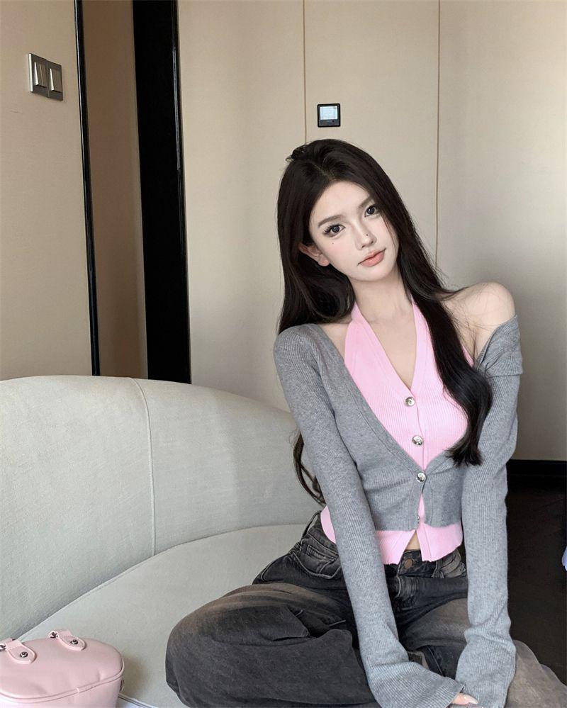Chic Slimming Two-Piece Halter Knit Cardigan for Women - Stylish Early Autumn Contrast Color Top
