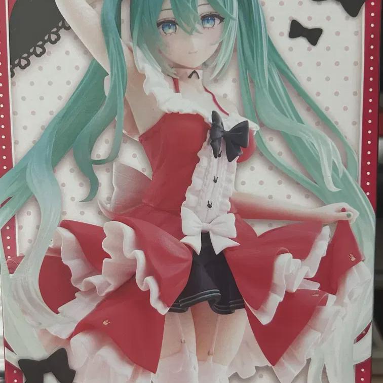 

Hatsunemiku Figures