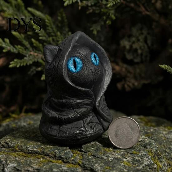 Fantasy Creature Figurine Mysterious Hooded Black Cat Resin Figurine, Gothic Wizard Statue with Big Eyes, Witch Themed Decoration Mini Desktop