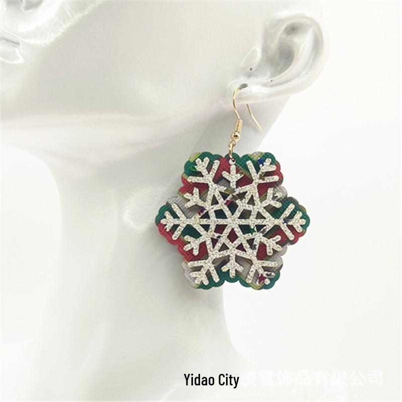 Cross-Border Christmas Snowflake Earrings: Hollow Wooden Double-Layer Leather Hooks
