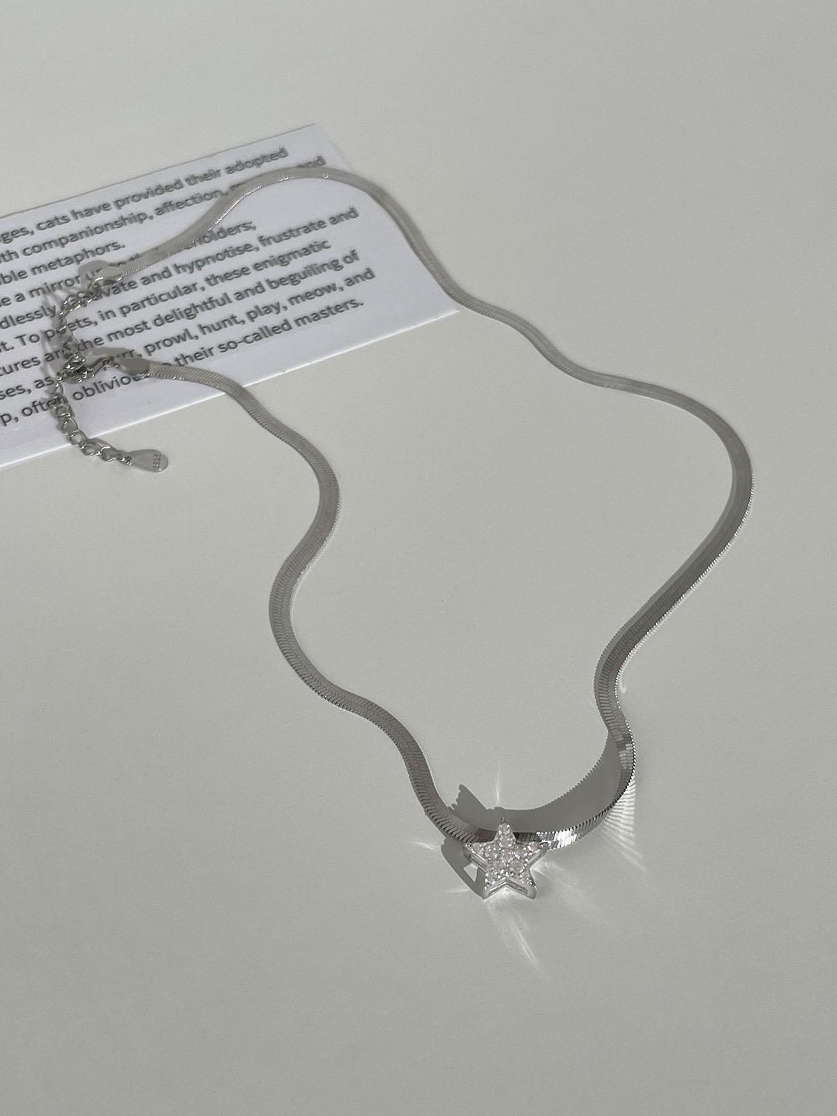 

S925 sterling silver star necklace women s light luxury exquisite niche zircon pendant snake bone chain cold premium collarbone chain 925 silver