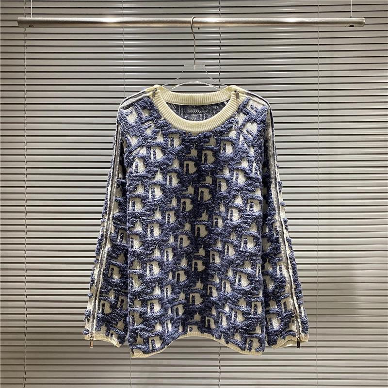 High-Quality Heavy Duty 3D Jacquard Monogram Logo Round Neck Sweater