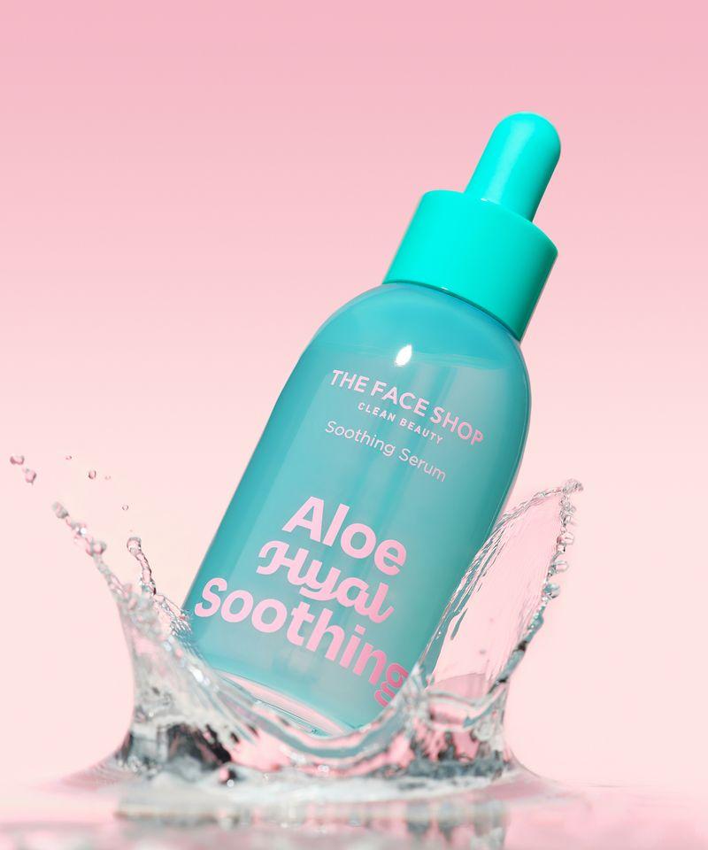 The Face Shop Сыворотка с алоэ и гиалуроновой кислотой для увлажнения и успокоения 50 мл