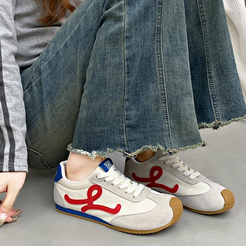 CRLAYDK Classic Women's Sneakers Casual Trendy Skateboard Walking Leather Trainer Shoes Ladies Sports Running Lace Up Tennis