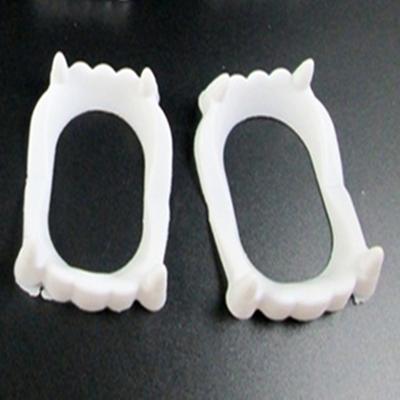 2Pcs Scary Zombie Vampire Plastic Fangs Kids White False Teeth Halloween Props