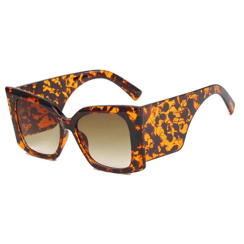 Big Frame Sunglasses Women Square Vintage Fashion UV400 Protection Exaggerated Shades for Women Trendy Sun Glasses