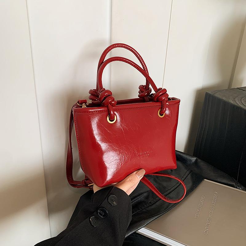 Small Bag Women's New Casual Versatile Fashion Messenger Bag Portable Bucket Bag