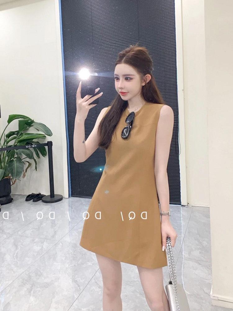 Women s French-Inspired Sleeveless Tank Dress - Summer Petite Fit, Waist-Cinching, Retro Style Large коричневый/хаки
