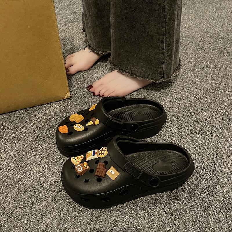 2025 Women's EVA Thick-Soled Cartoon Closed-Toe Sandals & Slippers: Summer Fashion, Height-Boosting Beachwear