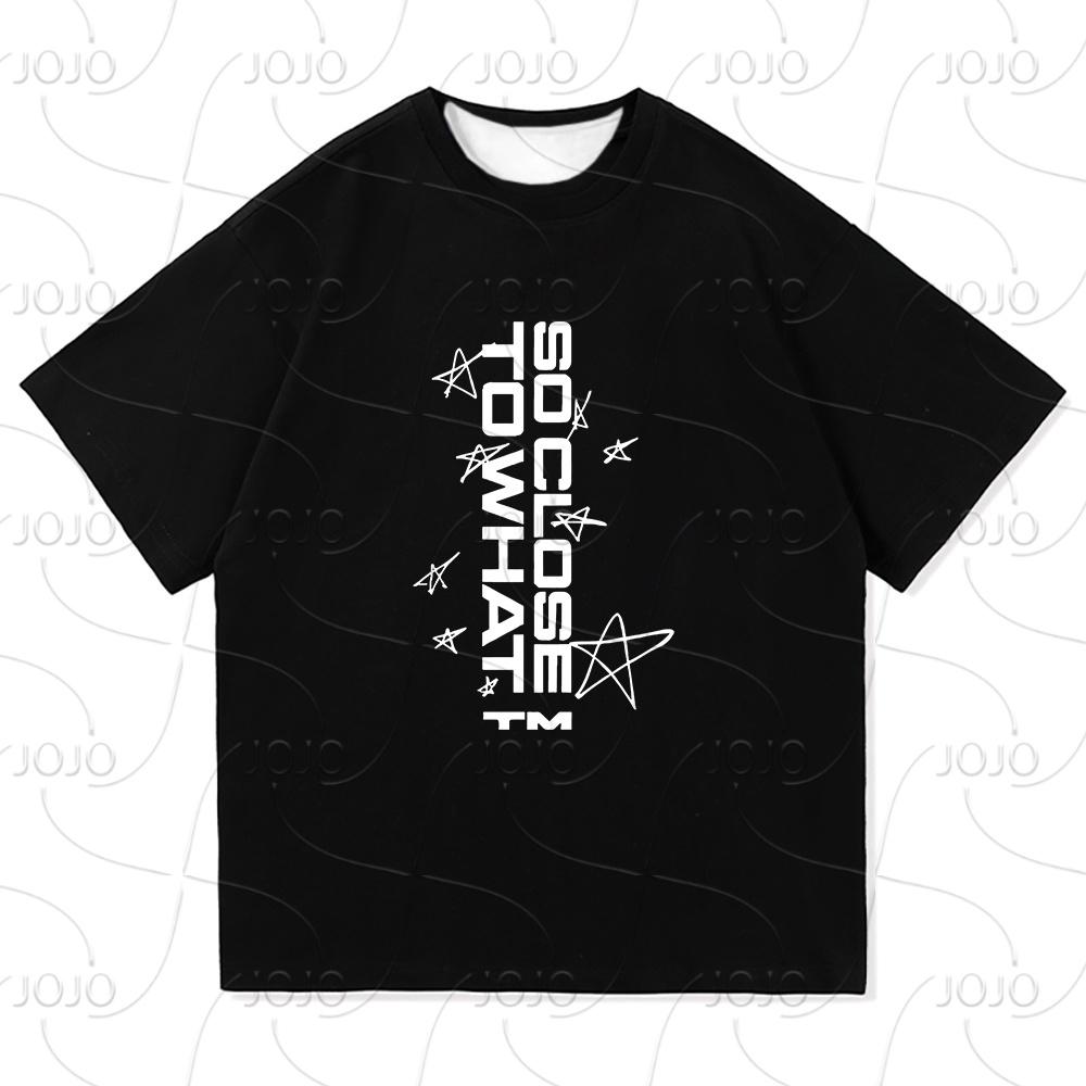 

Тейт МакРей Так Близко К Чему Футболка 2025 Концерт Мужская/женская Одежда Ретро Харадзюку Высококачественная Одежда Футболки Подарки на День 4XL