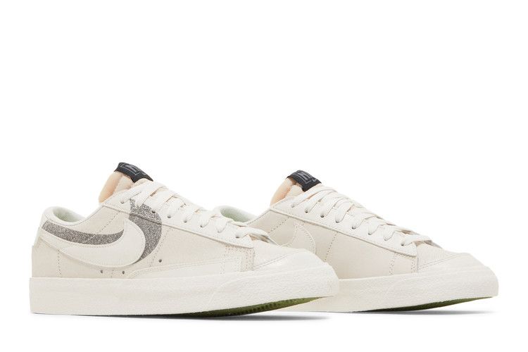 Men's Sneakers Nike Blazer Low 77 Premium Halloween (2022) Phantom/Ghost Green/Scream Green/Phantom