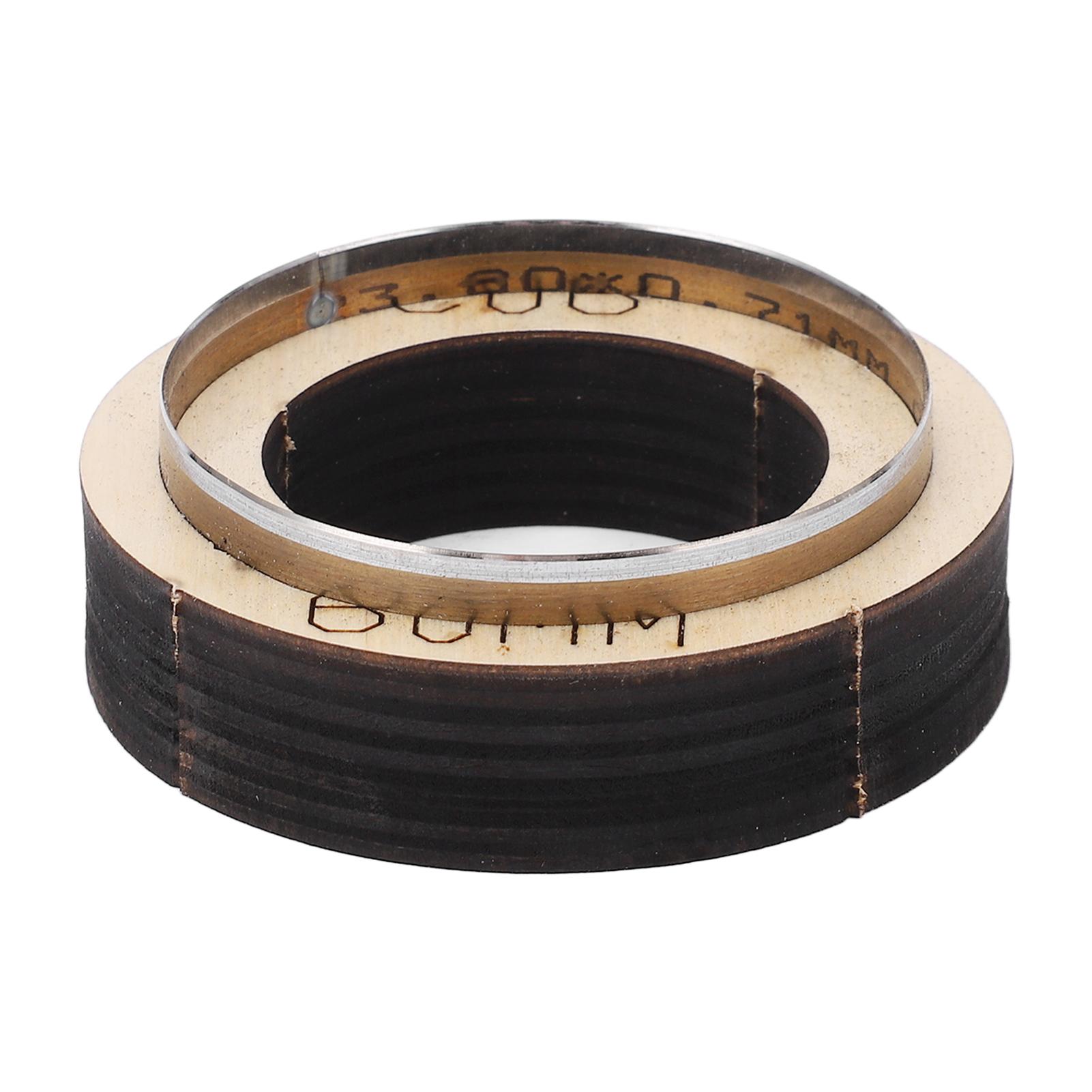 

Кожаный вырубной штамп полоса C06 Деревянная основа Аккуратная резка Высокоуглеродистая сталь Широко используется Кожаный штамп