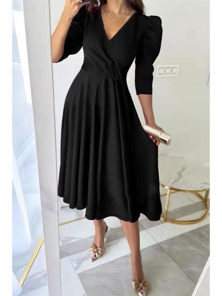 2024 Women's Solid Color Pleated Waist Three-quarter Sleeve Swing Dress