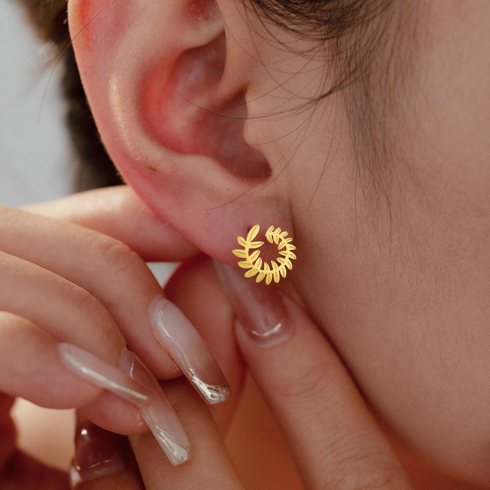 Hepburn Wheat Ear & Leaf Earrings: Retro Titanium Steel with 18k Gold Plating – Versatile, High-End Design for Women