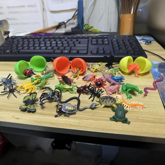 24Pcs Prefilled Easter Eggs Party Favors Eggs with Insect And Frog Toys Inside Easter Basket Stuffers for Egg Hunt Kids Toddler Gifts