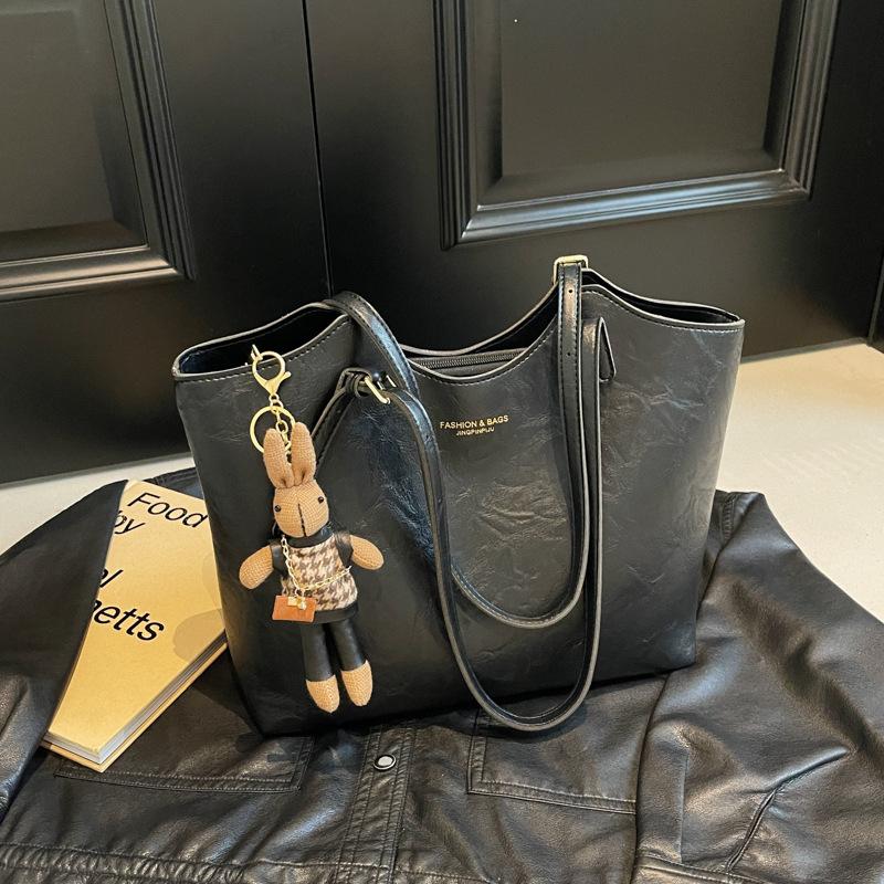 Large Capacity Autumn and Winter Bag Women's New Daily College Student Commuting Tote Bag Women's Shoulder Bag