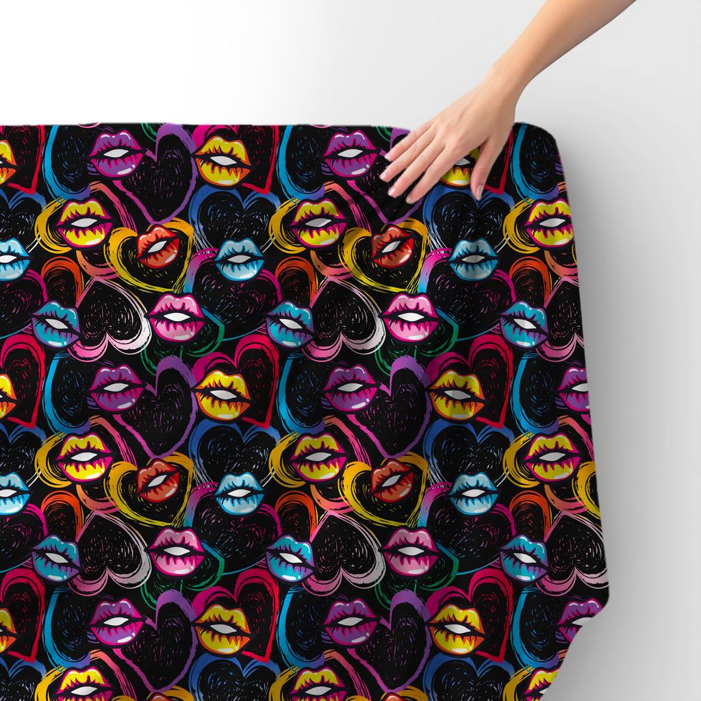 Royal Samt Stoff Polyester Zum Nähen - Motiv Lippen Und Herzen