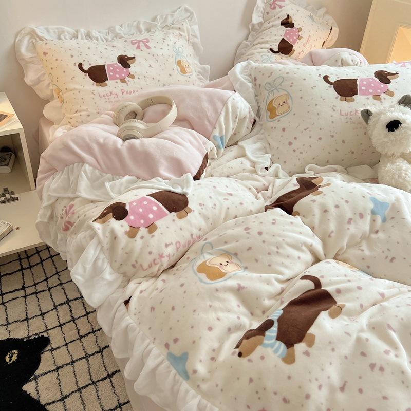 Thickened Milk Fleece Bed Four-Piece Set, Cute Lace Coral Fleece Quilt Cover, Fleece Bed Sheet Three-Piece Set