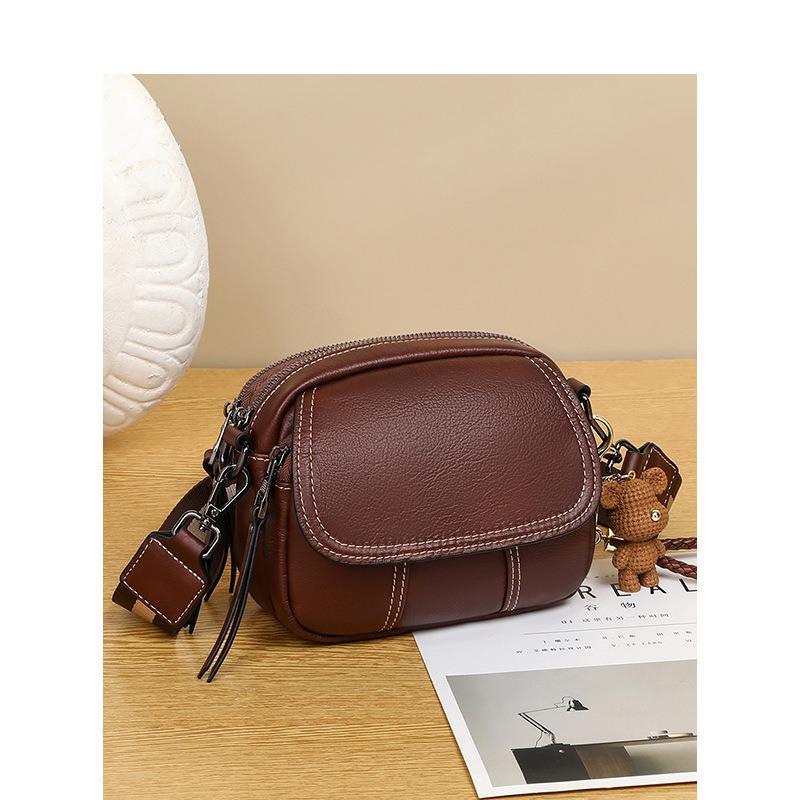 Bag women's autumn and winter new messenger bag underarm bag high-end leather women's shoulder small bag luggage