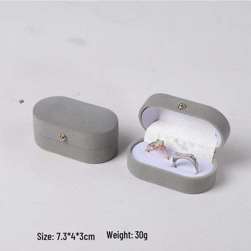 Velvet Jewelry Box: Elegant Gift Box for Rings, Necklaces, and Pendants with Gold Buckle