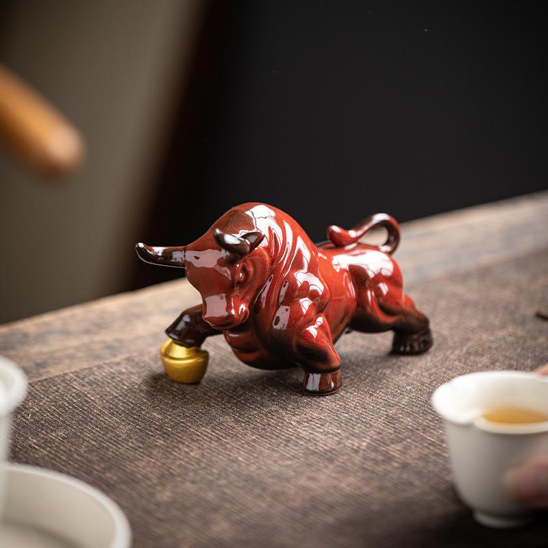Ceramiczna Statuetka Byka Walki Byków Rzeźba Bydła Wall Street Dekoracja Feng Shui do Biura na Biurko Półka na Książki Ozdoby Figurki Zwierząt