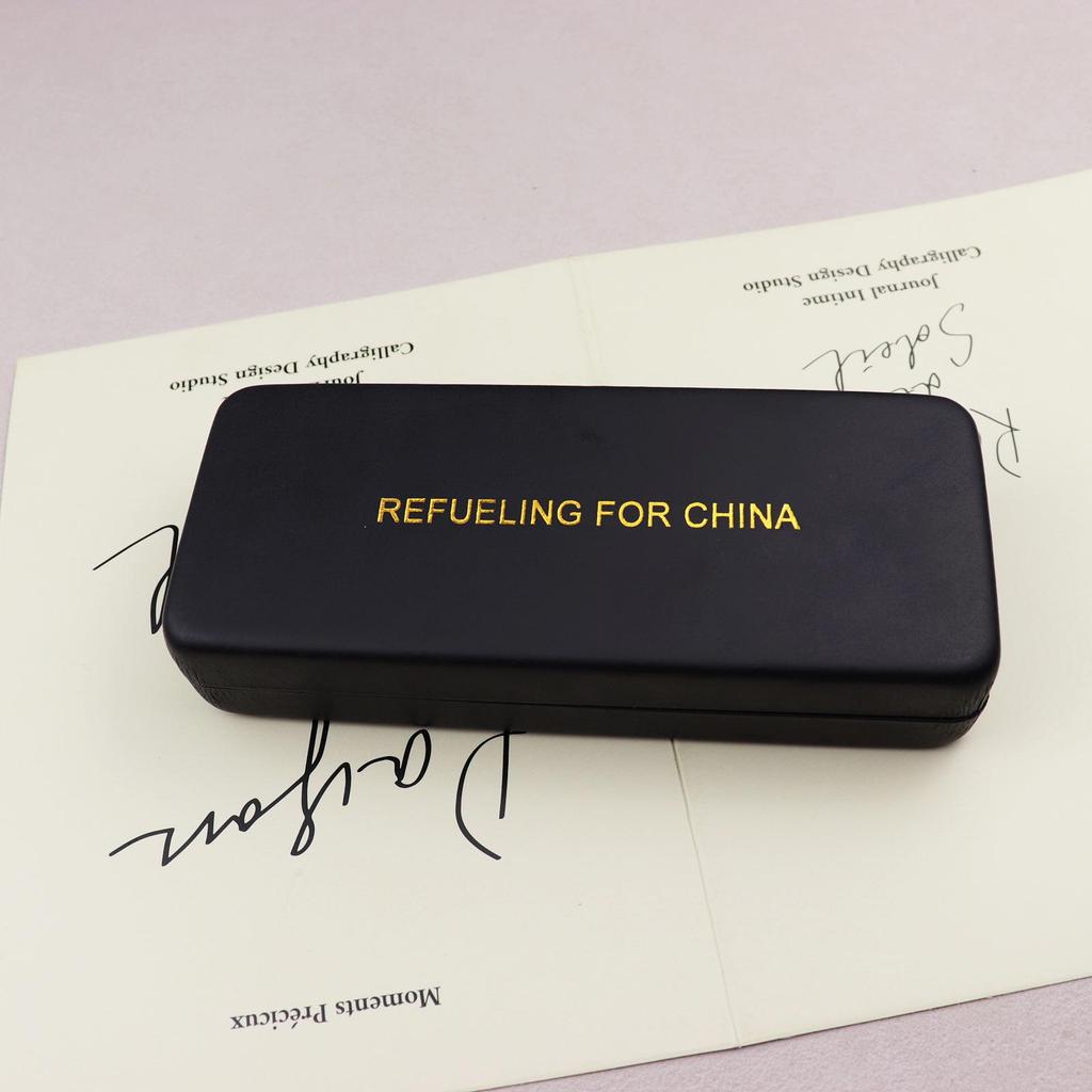 Minimalist High-End PU Leather Eyeglass Storage Box - Large, Portable, Anti-Pressure Design