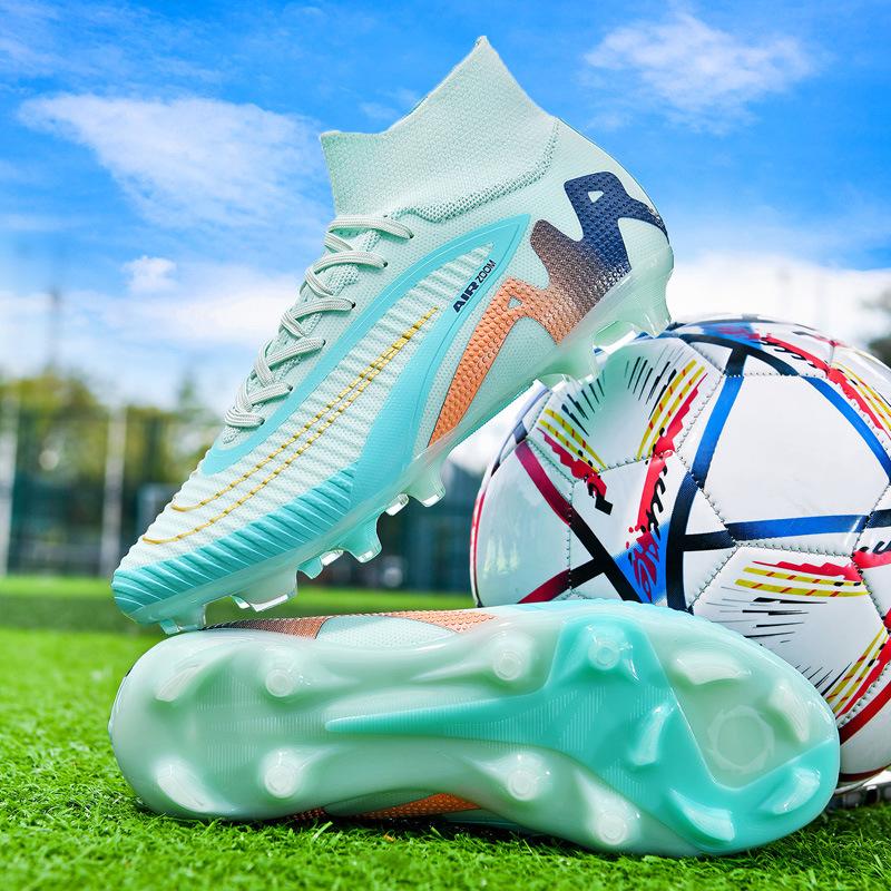 New High-Top Seamless Football Shoes, Male And Female Students, Non-Slip And Breathable Competition Training Football Shoes