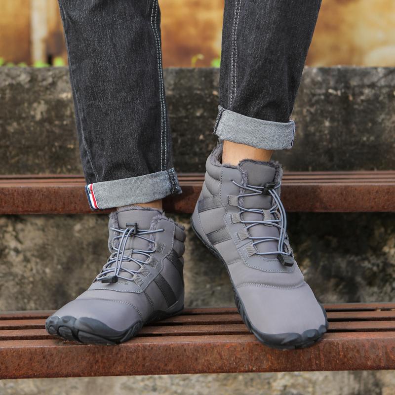 Men's Outdoor Boots Hiking Shoes Waterproof Skiing Shoe High Top Plus Size Cotton Boots Anti Slip Soles Couple Thick Cotton Shoe