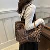 European And American Large Capacity Fashionable Ins Personality Leisure Autumn New Leopard Print Suit Shoulder Tote Bag