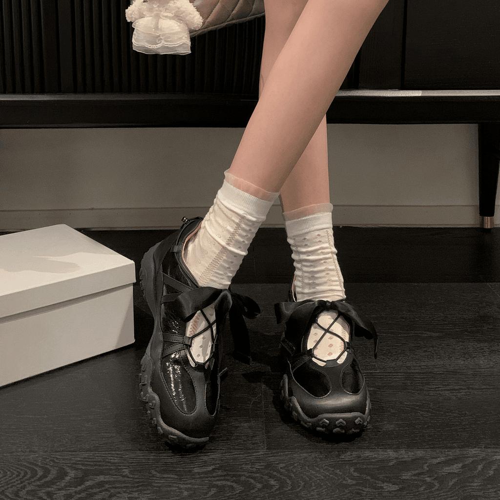 Spot version~ Ribbon bow Mary Jane shoes women's 2025 new flat-bottomed German training shoes drawstring niche single shoes