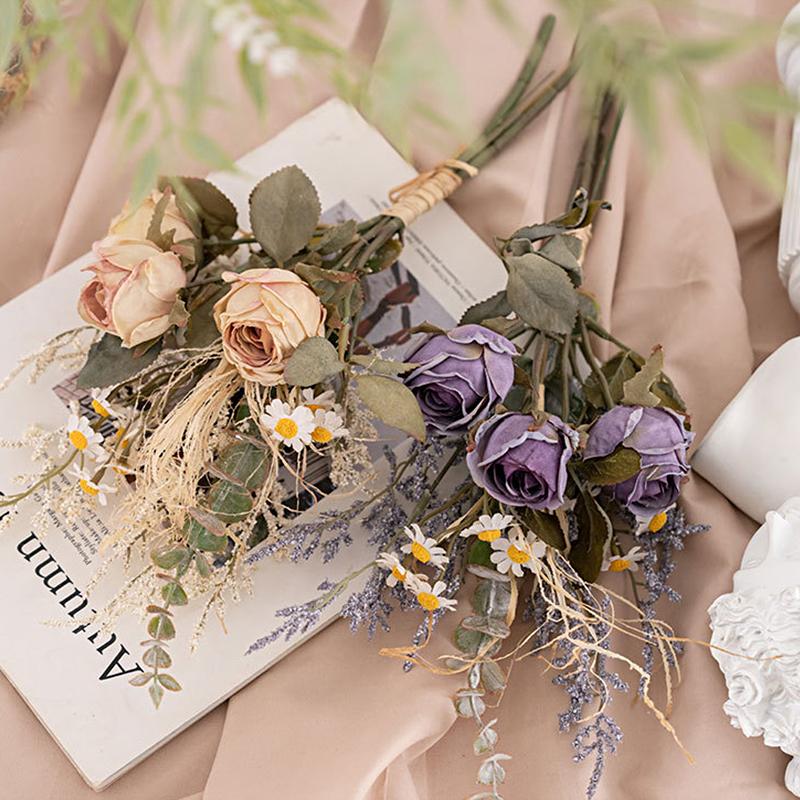 1 букет шелковых роз букет невесты держащая искусственный цветок искусственные цветы — фото 11